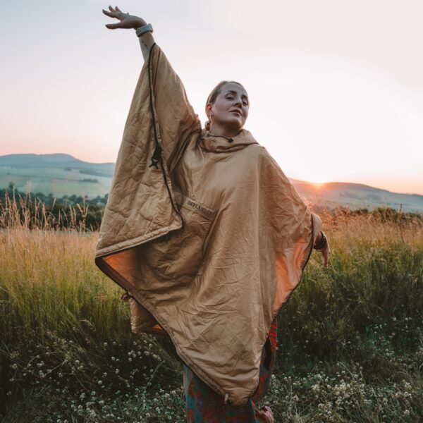 OFFLANDER PONCZO KEMPINGOWE CIENKIE Z OGRZEWACZEM SZAMPAN - obrazek 9