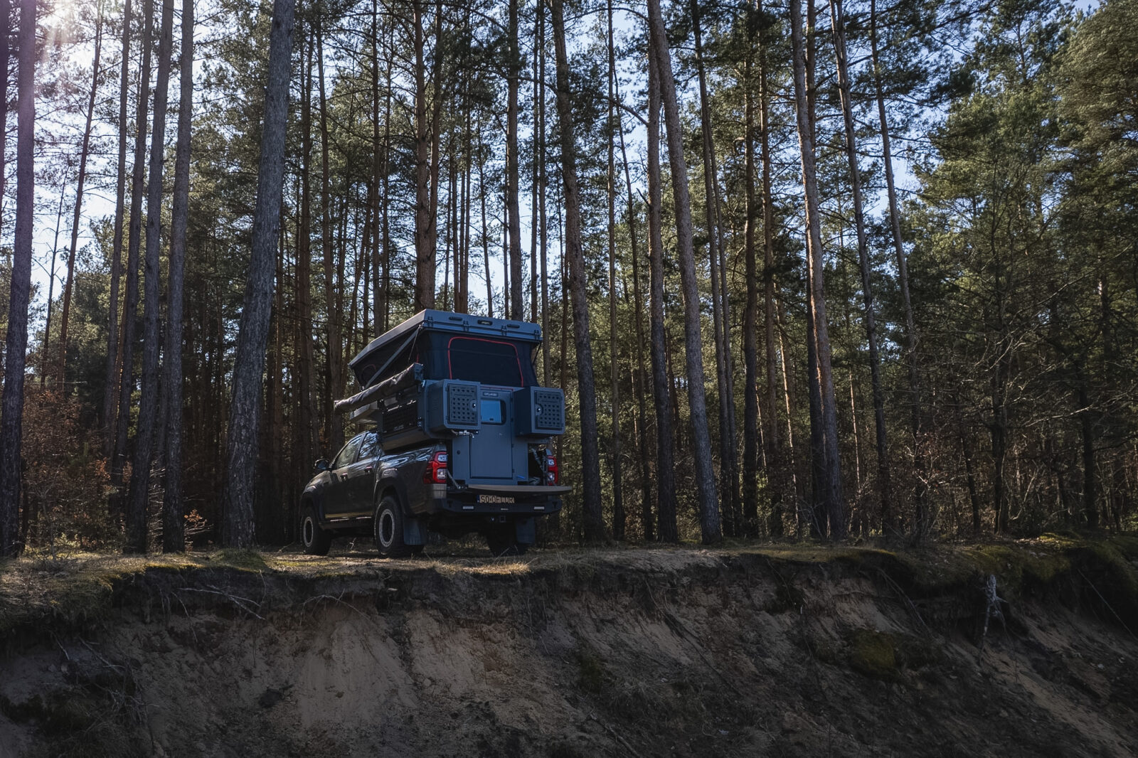 Test OFFLANDER WADI – kompaktowa zabudowa kamperowa na pickup